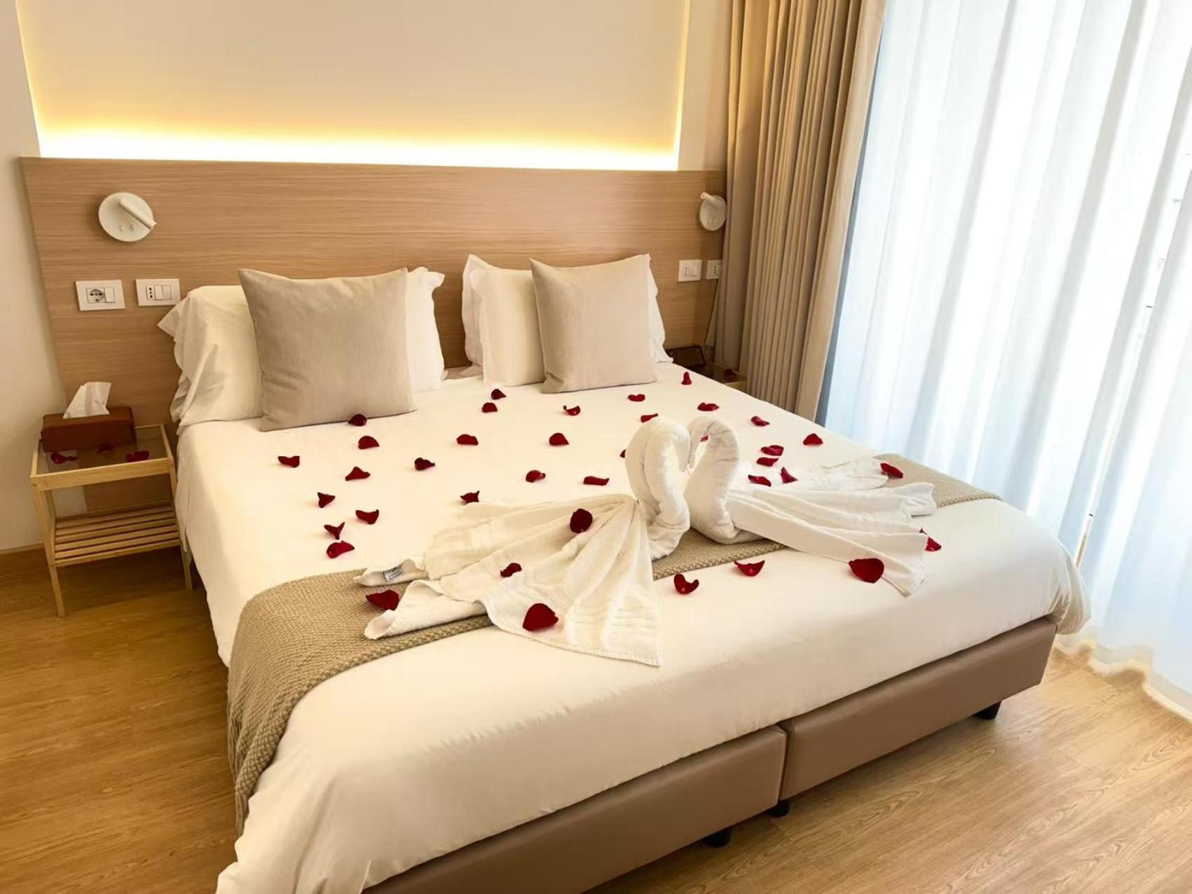 May Home Guest House Рим Екстериор снимка